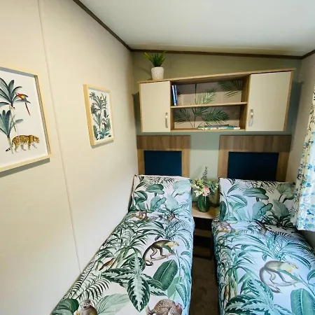 The Sanctuary - Escape The Ordinary Holiday home